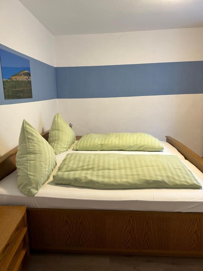Bed And Breakfast - Rheingauer Hof Oestrich-Winkel Esterno foto