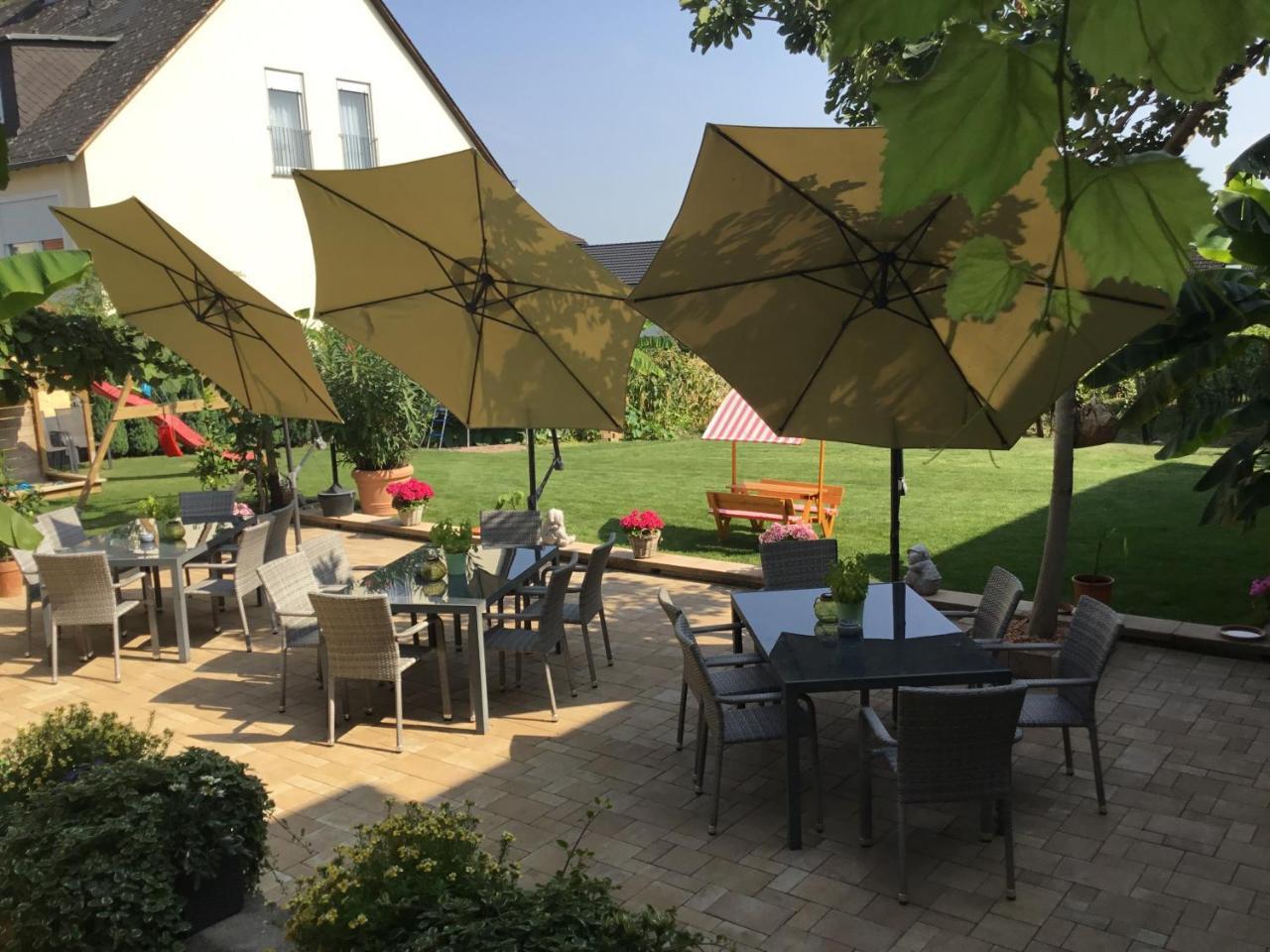 Bed And Breakfast - Rheingauer Hof Oestrich-Winkel Esterno foto